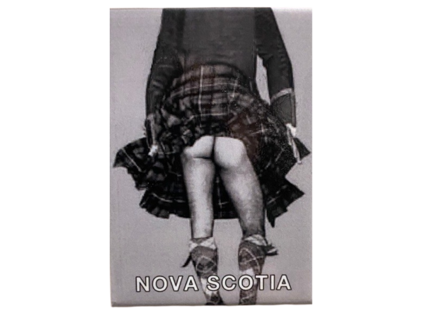 Blowing Kilt Magnet NS